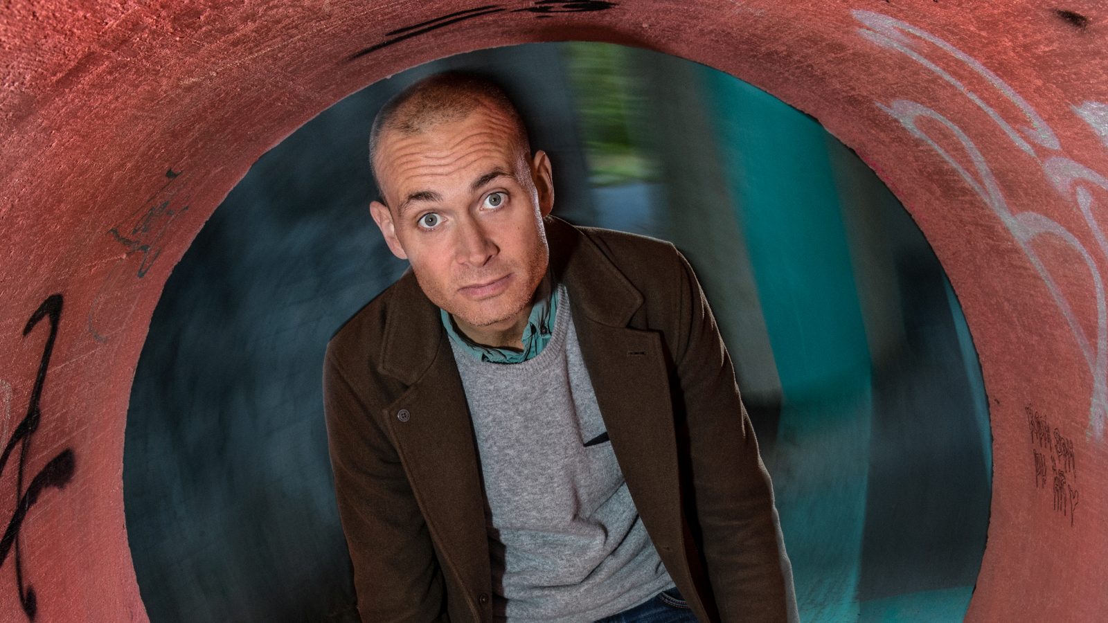 Porträttbild av Jesper Rönndahl.